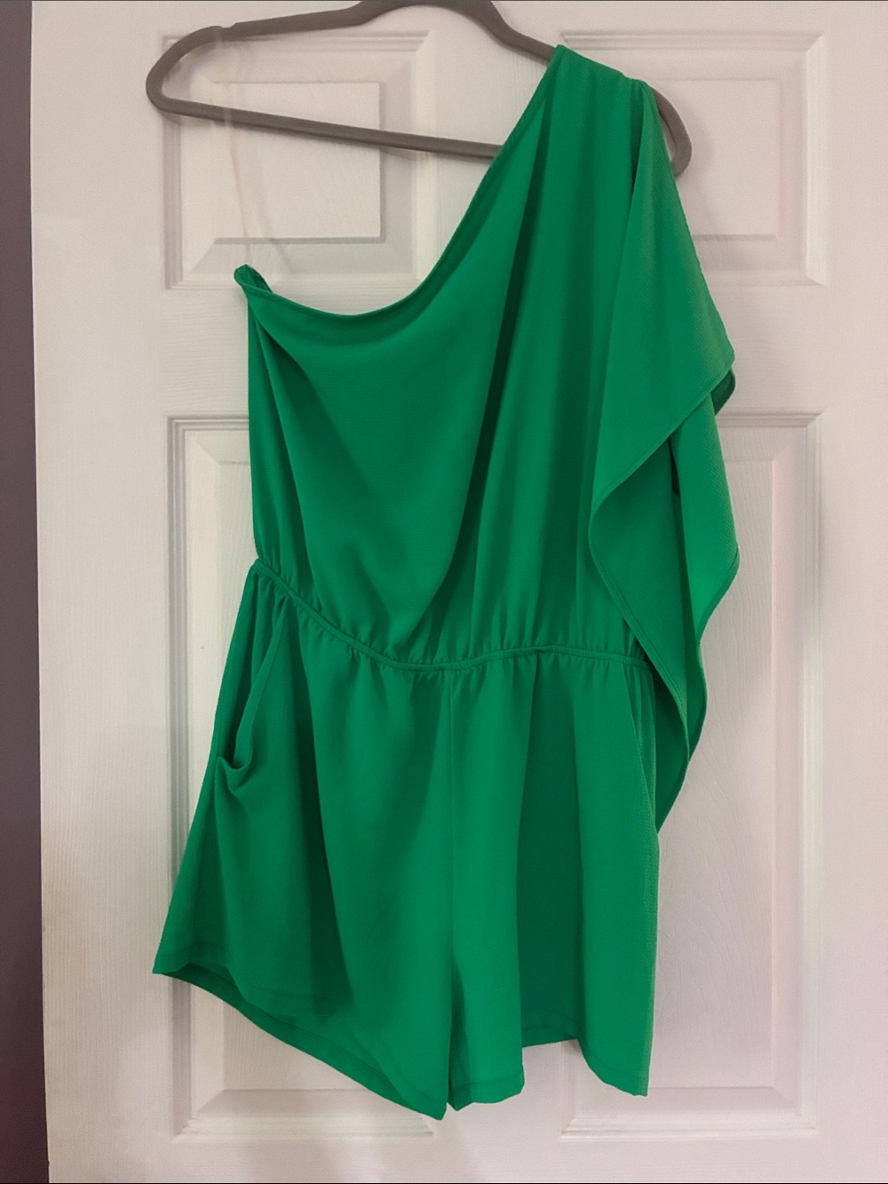Tyche One-Shoulder Emerald Romper with Draped Sleeve